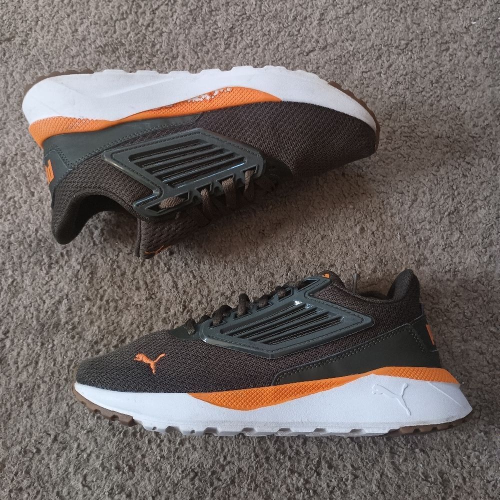 PUMA Tetra Lace Up Mens Green/Orange Sneakers Size 7 PRE-OWNED
